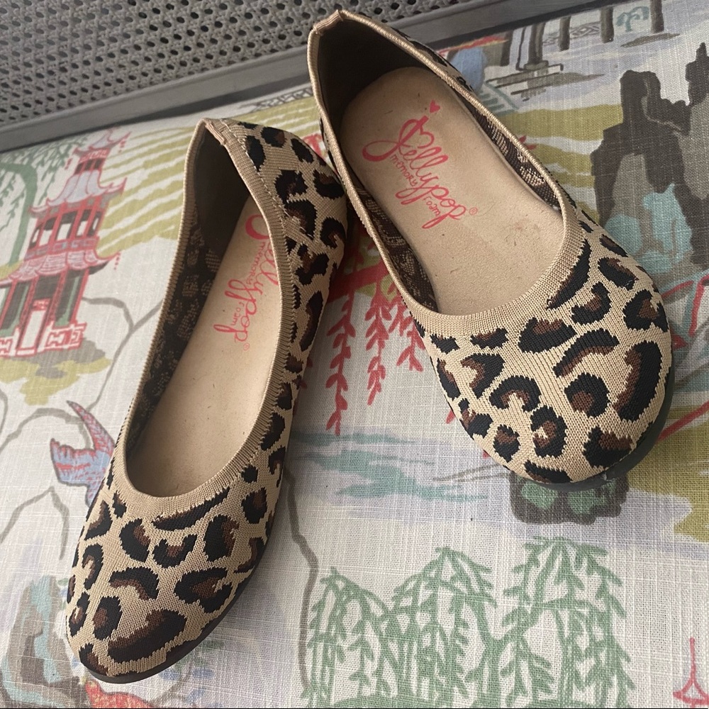 Jelly pop memory foam flats.